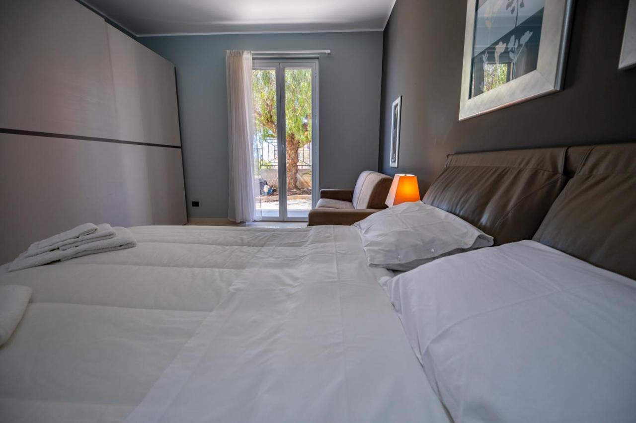 Villa Floyd Charming Rooms B&B Pachino Exterior foto